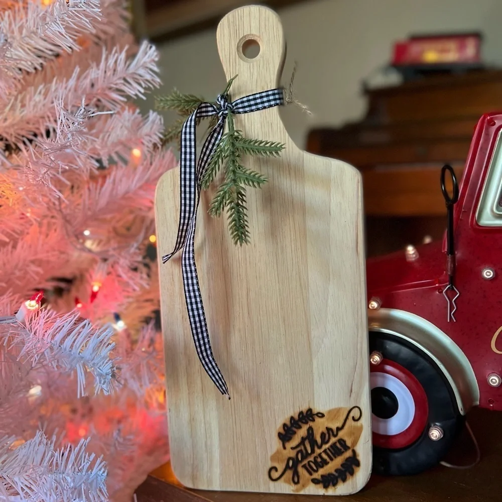 Vintage Christmas Solid Wood Cutting Board